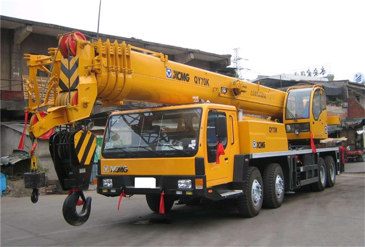 蒙山县吊车出租选择重点