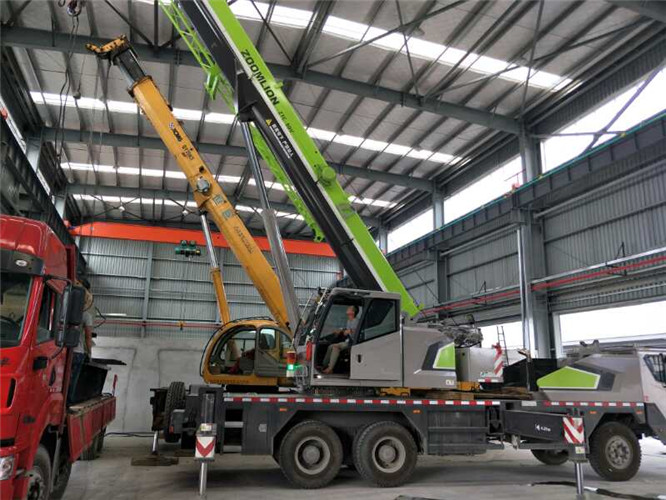 蒙山县高空车出租需要注意哪些安全事项？